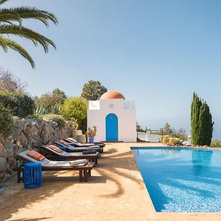 Botanico بيت للعطل